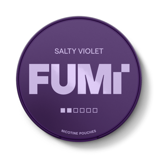 FUMi Salty Violet Regular - kombinerar den unika smaken av viol och saltlakrits i ett slim-format.